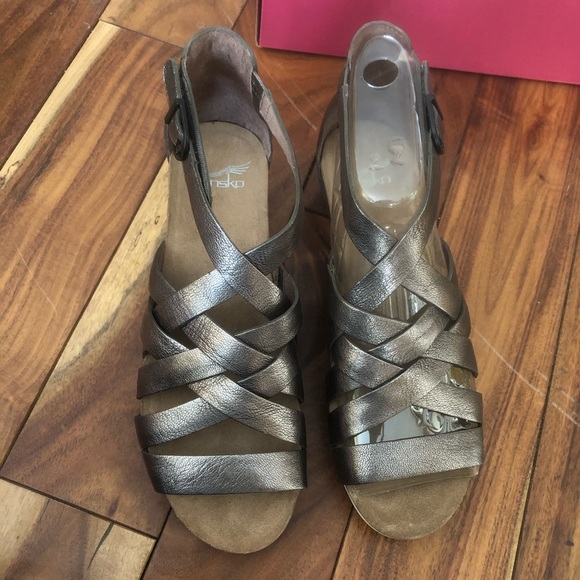 Dansko Vivian Nappa Pewter Gladiator Wedge 37 - Picture 5 of 8
